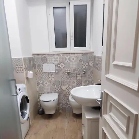 Holiday Home Ischia 아파트